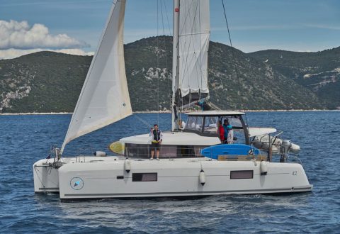 LAGOON 42